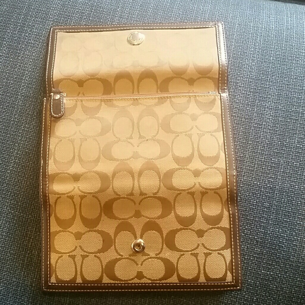 Authentic coach wallet - Picture 5 of 6